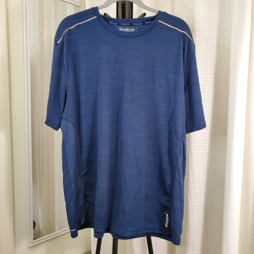 Mens Reebok Play Dry Athletic Shirt Navy Blue size 2XL EUC